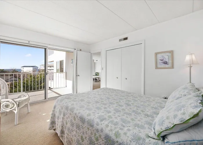 Beautiful 3 Bed At Triton's Trumpet With Bay View! Holiday home *